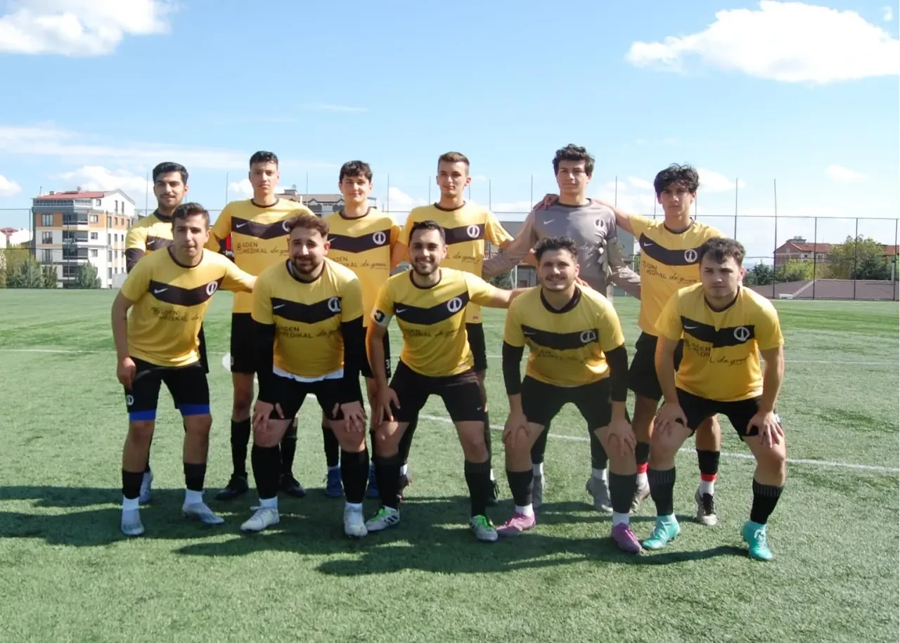Şampiyon Kupasına Kavuştu 2