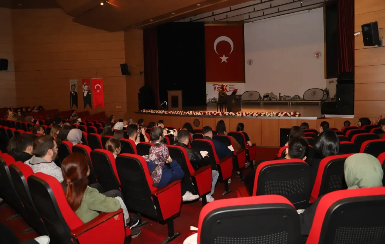 Amasya Üniversitesi’nden Müzik Ziyafeti: Genç Piyanistlerden Unutulmaz Konser 2