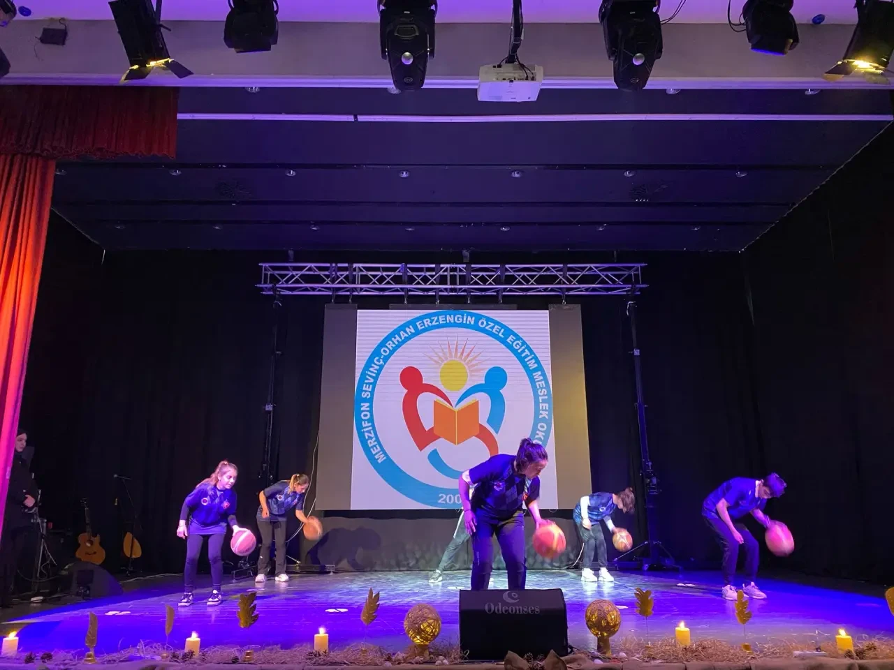 Merzifon’da Anlamlı Program: “Elimi Tutsan Engelimi Unutsam” 6