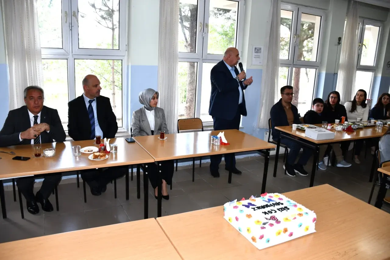 Gümüşhacıköy’de Sevgi Sofrası Kuruldu! 1