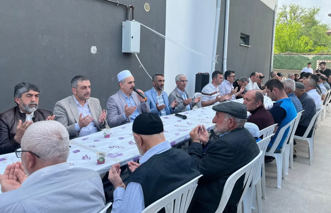 Yazıbağları Mahallesi’nde Yağmur ve Bereket Duası Yapıldı 3