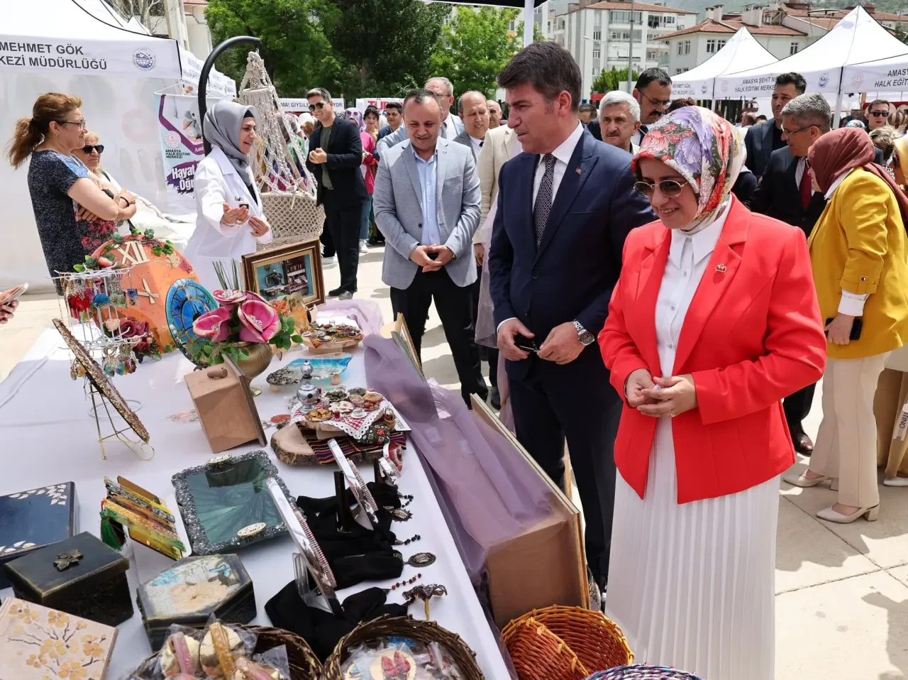 Vali Önder Bakan, Hayat Boyu Öğrenme Haftası Etkinliğine Katıldı 2