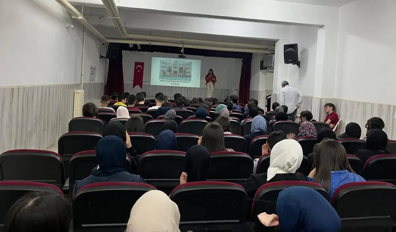 Amasya İl Sağlık Müdürlüğü’nden Öğrencilere Sağlıklı Yaşam Eğitimleri 2
