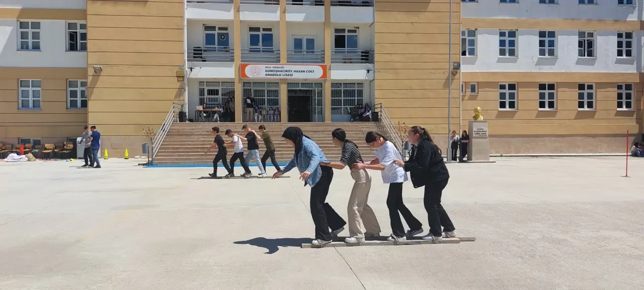 Hasan Coci Anadolu Lisesi’nde Hıdrellez Coşkusu Renkli Görüntülere Sahne Oldu 1
