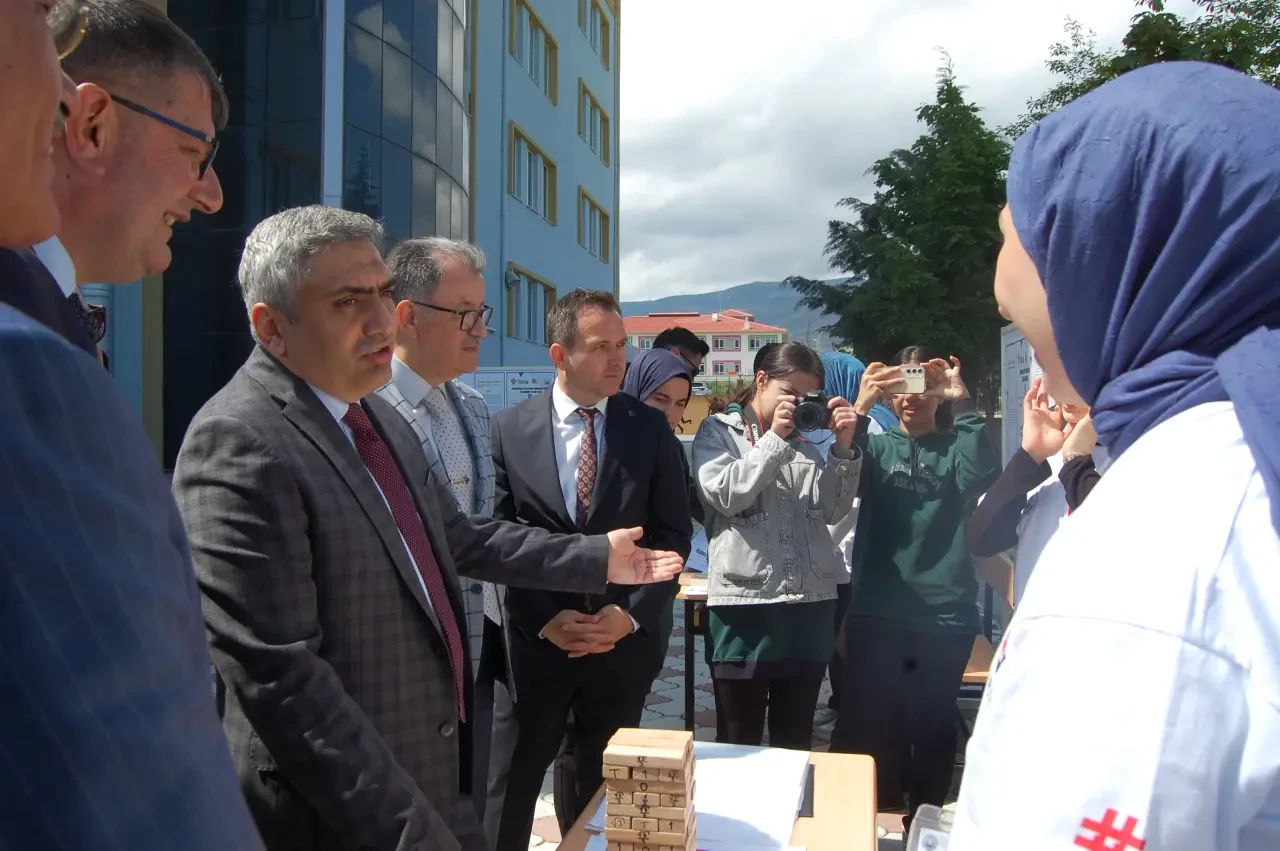 TÜBİTAK Şenliğiyle Merzifon’da Bilim Sahne Aldı 7