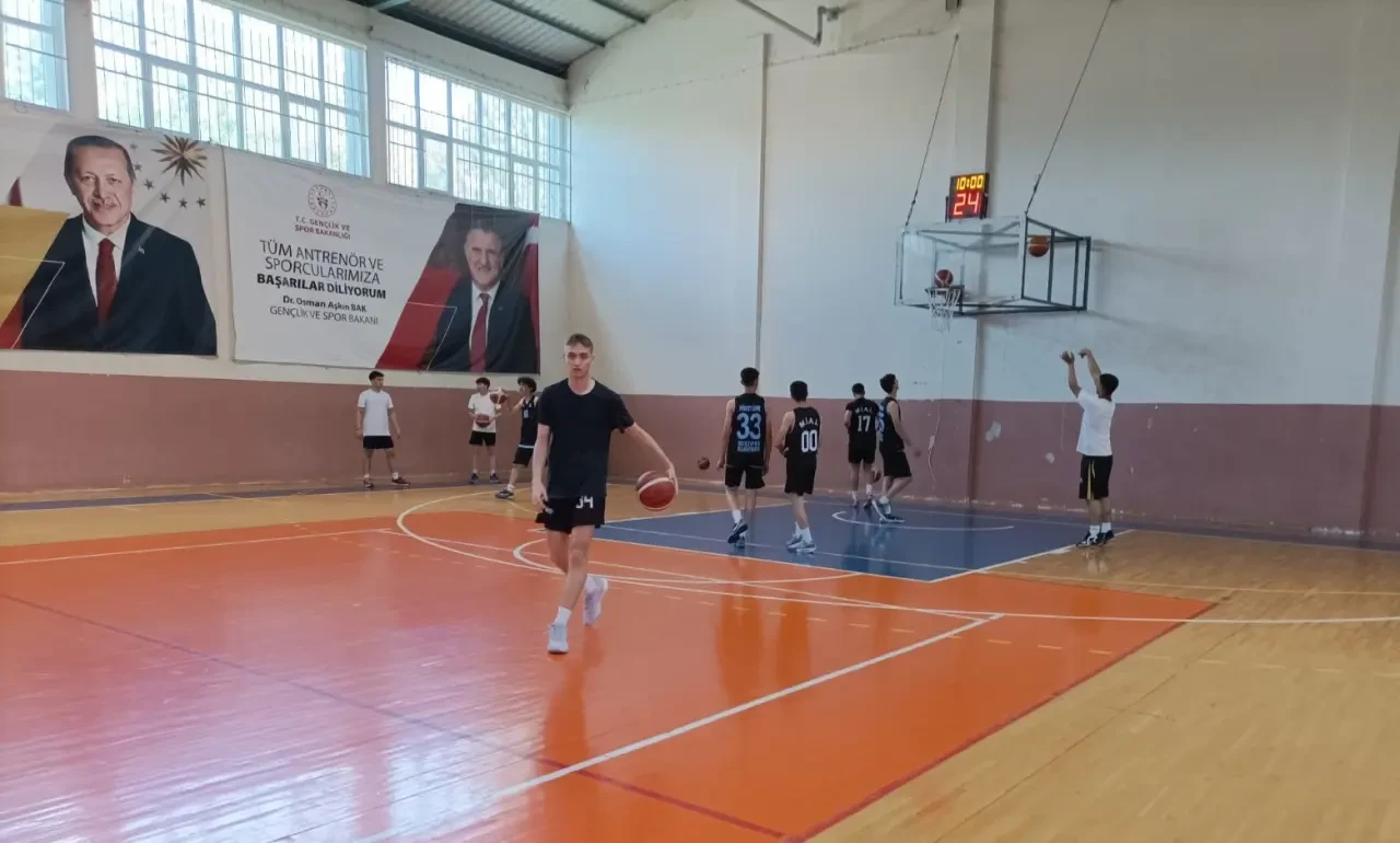 Amasya 3x3 Gençler Basketbol Turnuvasıyla Nefes Kesti: Şampiyonlar Belli Oldu 1