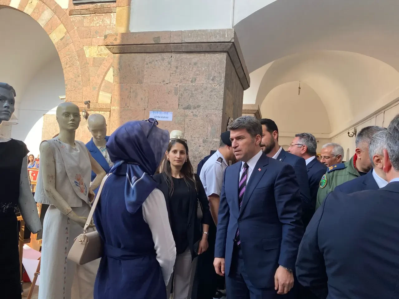 Merzifon Halk Eğitim Merkezi’nden Sultaniye Medresesi’nde El Sanatları Sergisi 4