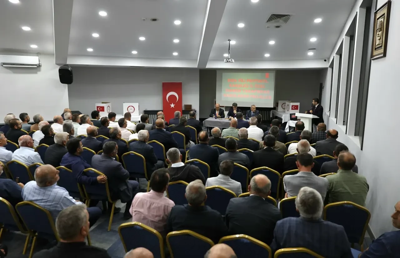 Amasya Valisi Önder Bakan, Köylere Hizmet Götürme Birliği Toplantısı’na Katıldı 3