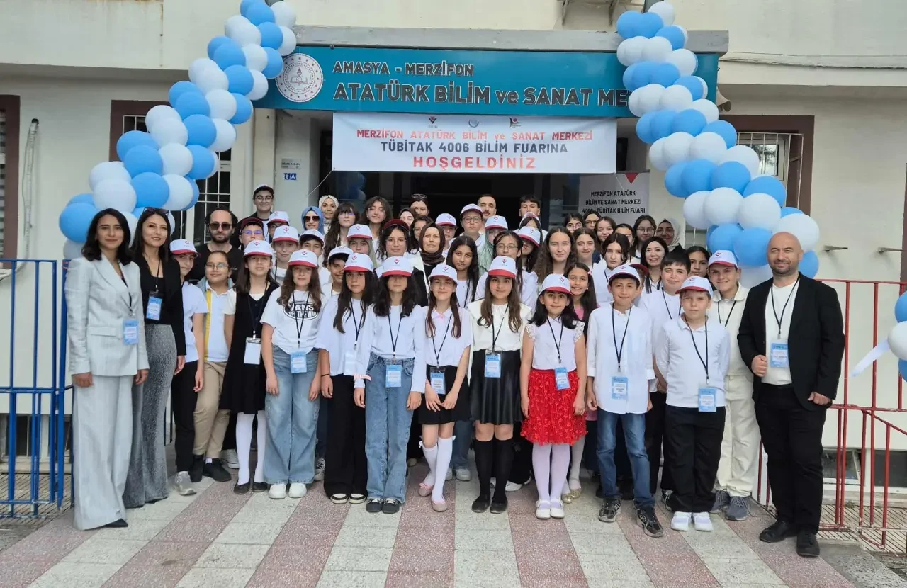Merzifon Atatürk BİLSEM’de TÜBİTAK 4006 Bilim Fuarı Büyük İlgi Gördü 5