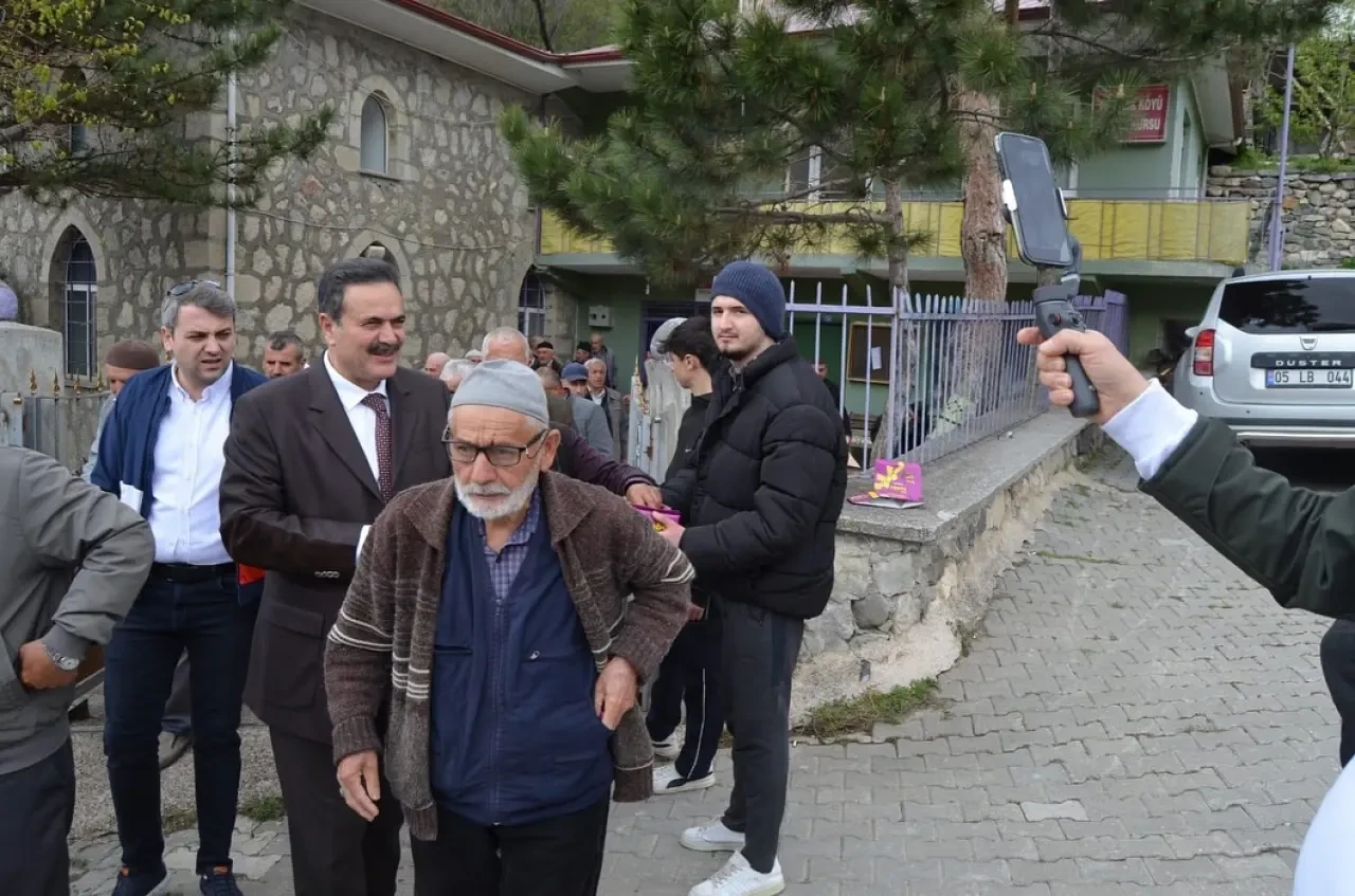 Milletvekillerinden Pusacık’a Dua ve Dayanışma Ziyareti 4