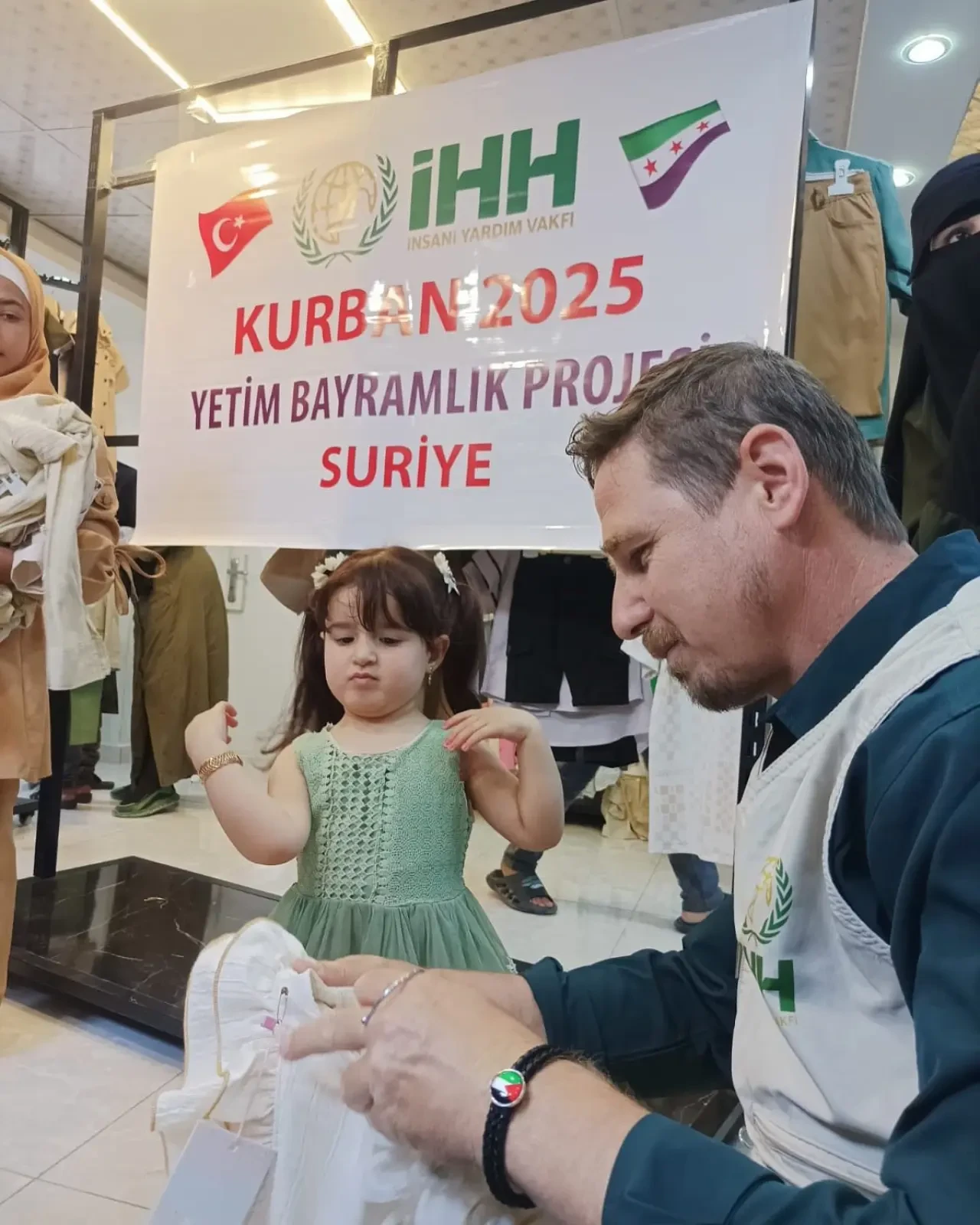 Merzifon İHH’dan 2.500 Yetim Çocuğa Bayramlık Hediye 1