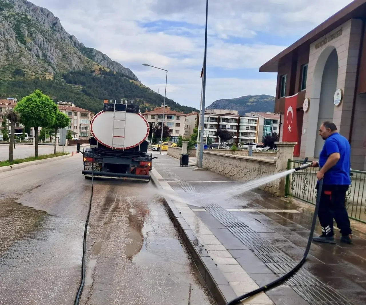 Amasya Belediyesi’nden Çevre Temizliği Çağrısı: “Temiz Şehir, Sağlıklı Gelecek” 3