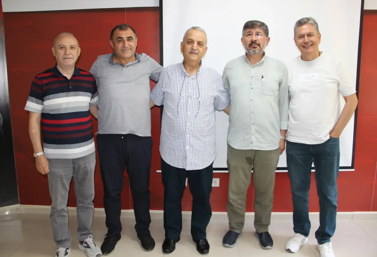Amasya Üniversitesi’nde Vefa Buluşması: Öğr. Gör. Ahmet Değer Tütenk’e Anlamlı Veda 1