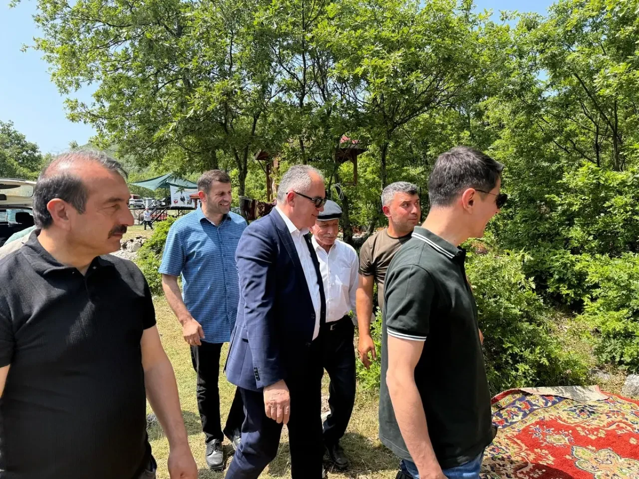 Gürsü’de Şenlik Coşkusu! Başkan Özalp Vatandaşlarla Buluştu 2