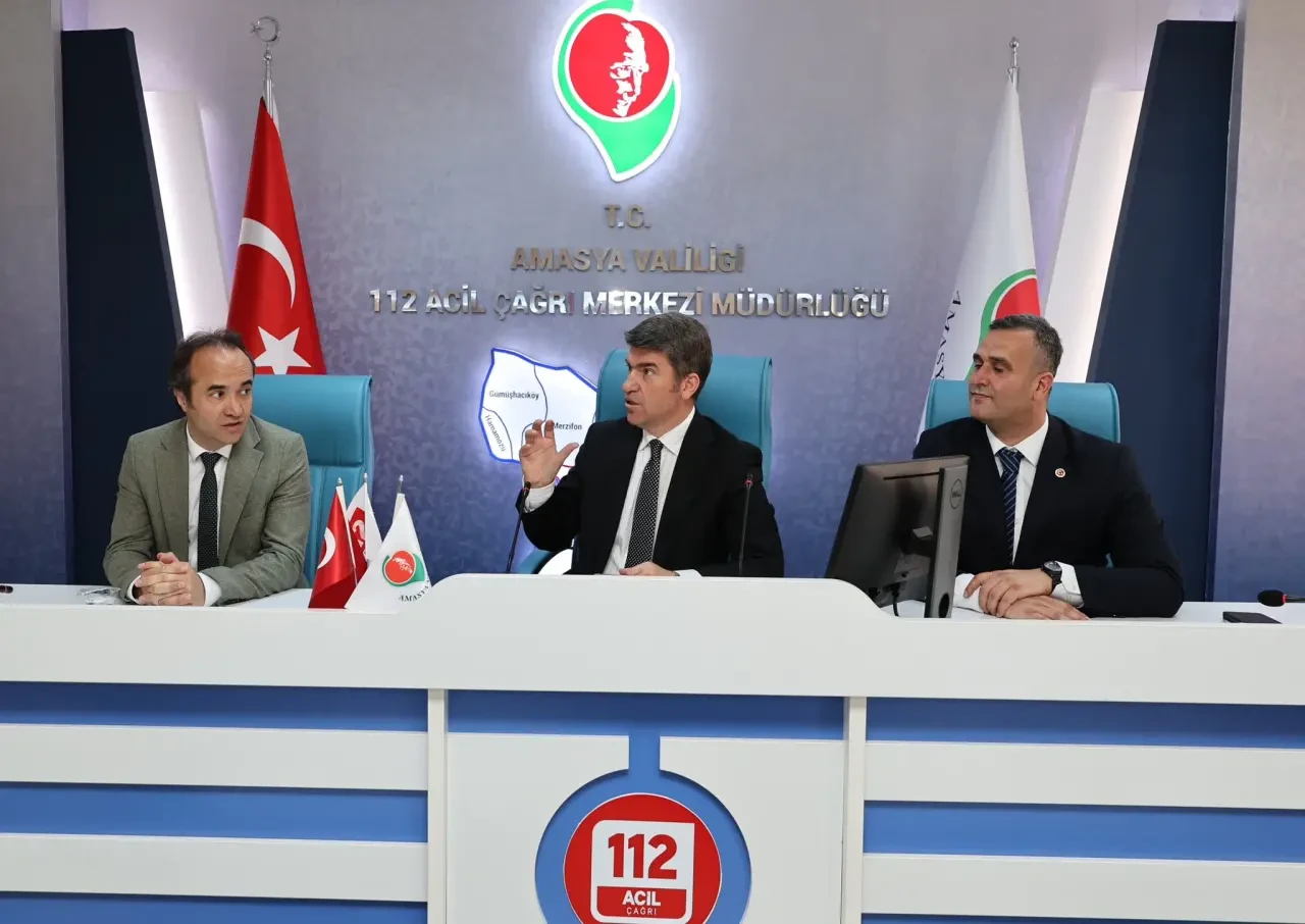 Amasya’da Yangınlara Karşı Tedbir Toplantısı! Vali Bakan Kurumları Uyardı 2