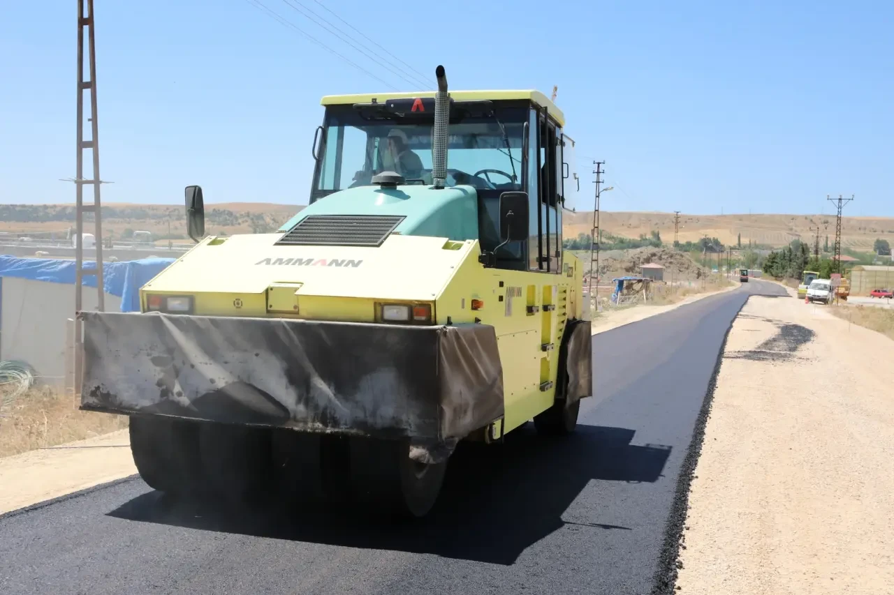 Suluova’da Celal Bayar Caddesi Asfalta Kavuştu 2