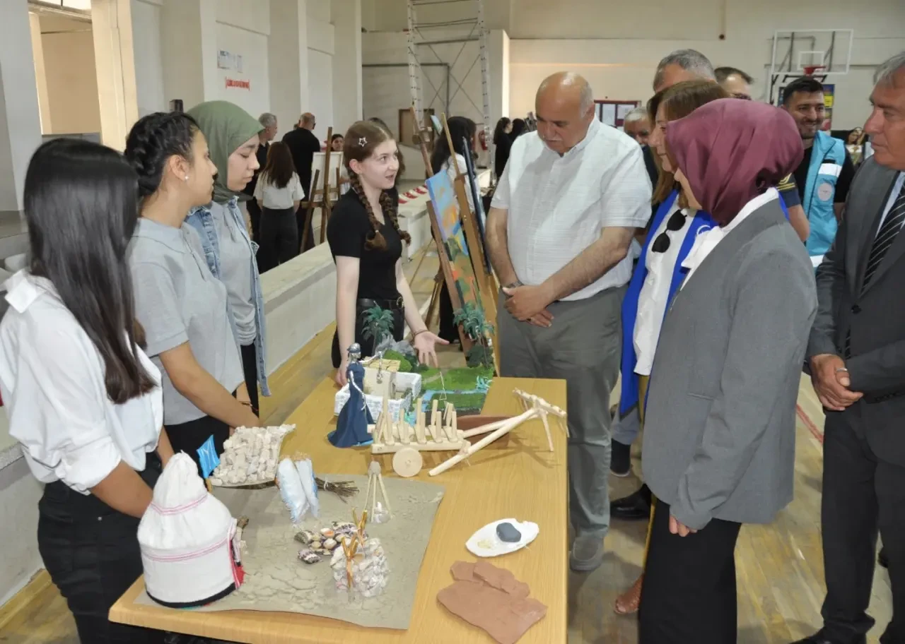 Gümüşhacıköy Hasan Coci Anadolu Lisesi’nde Kültür ve Sanat Şöleni 3