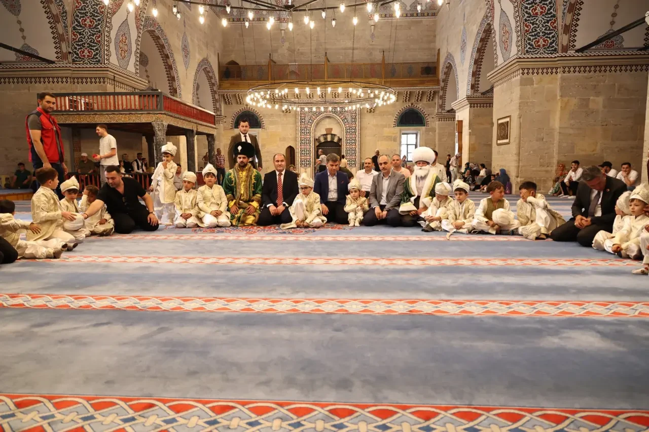 Amasya'da 30 Çocuk İçin Sünnet Şöleni Düzenlendi 5