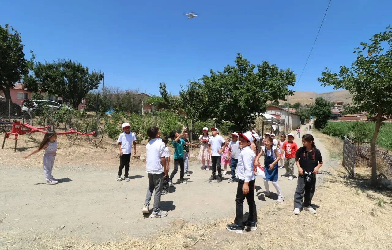 Amasya Üniversitesi'nden Boğaköy’de Bilimle Dolu Gün: “Bilim Kafe” Etkinliği Yoğun İlgi Gördü 5