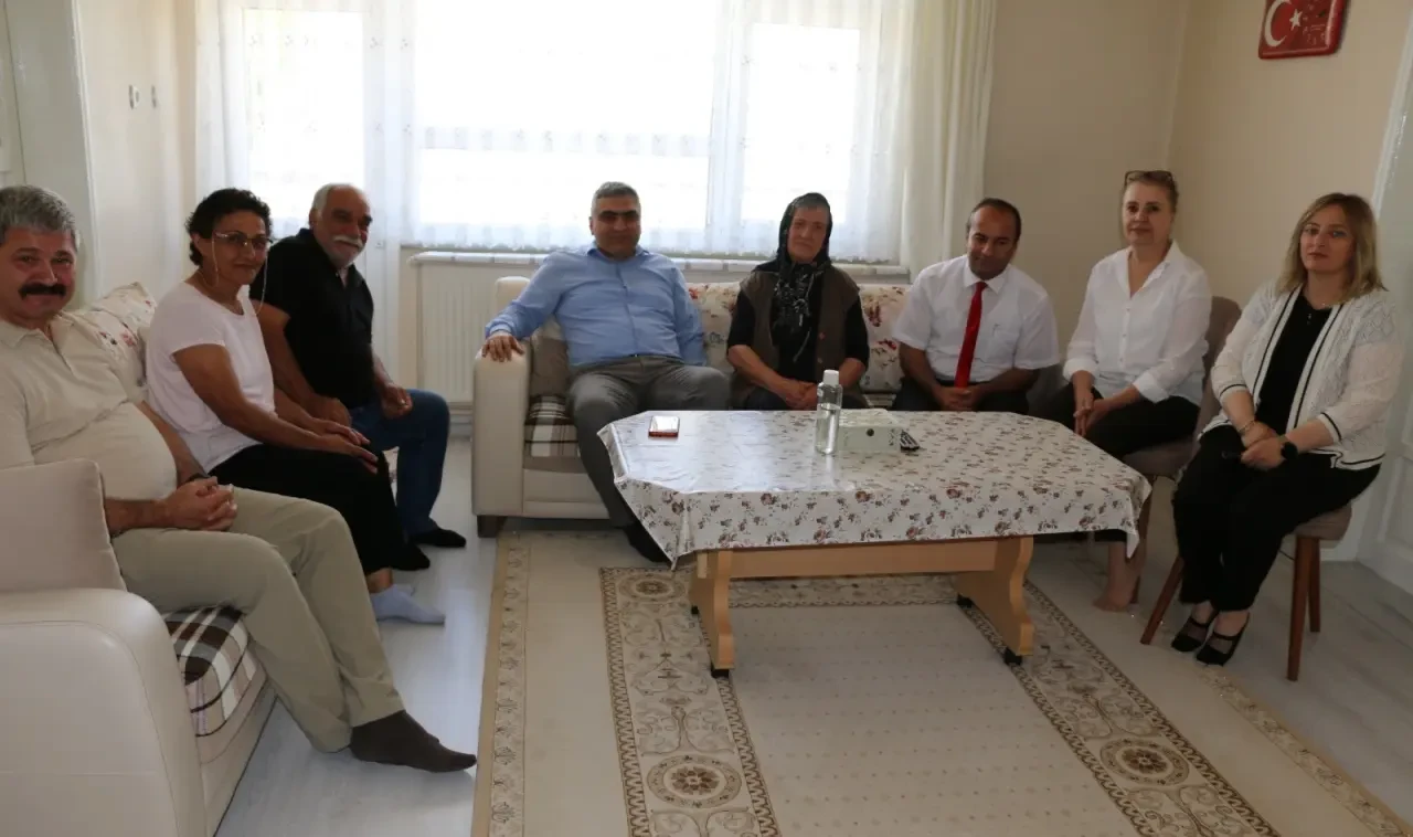 Kaymakam Ahmet Karaaslan’dan Şehit ve Gazi Ailelerine Vefa Ziyareti 1