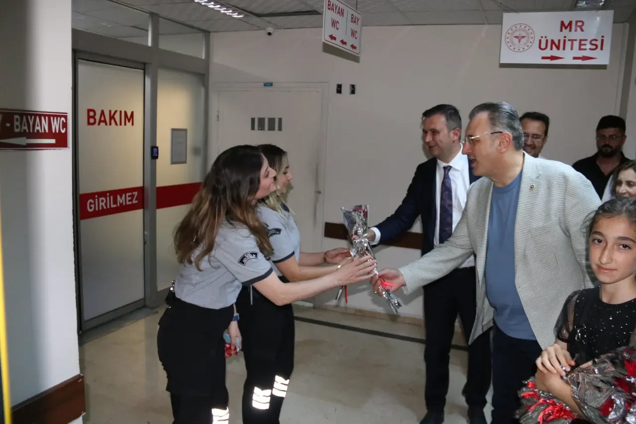 Hasan Çilez’den Bayramda Hastane Ziyareti 1