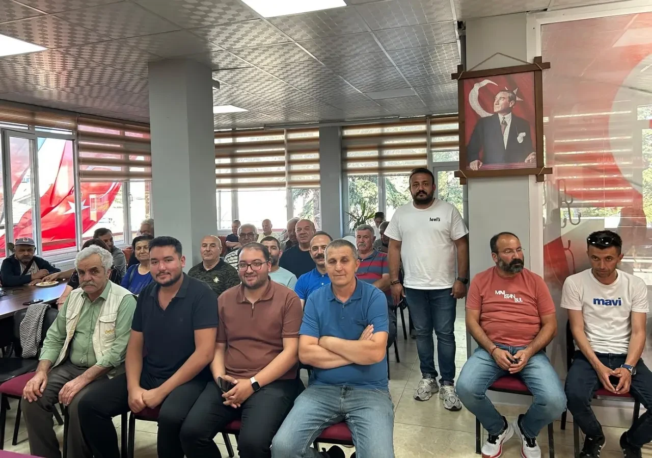 CHP Amasya Milletvekili Reşat Karagöz Gümüşhacıköy’de Danışma Kurulu Toplantısına Katıldı 2