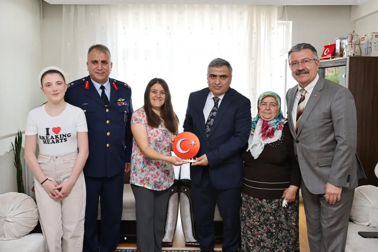 Merzifon Kaymakamı Karaaslan’dan Şehit ve Gazi Ailelerine Bayram Ziyareti 2