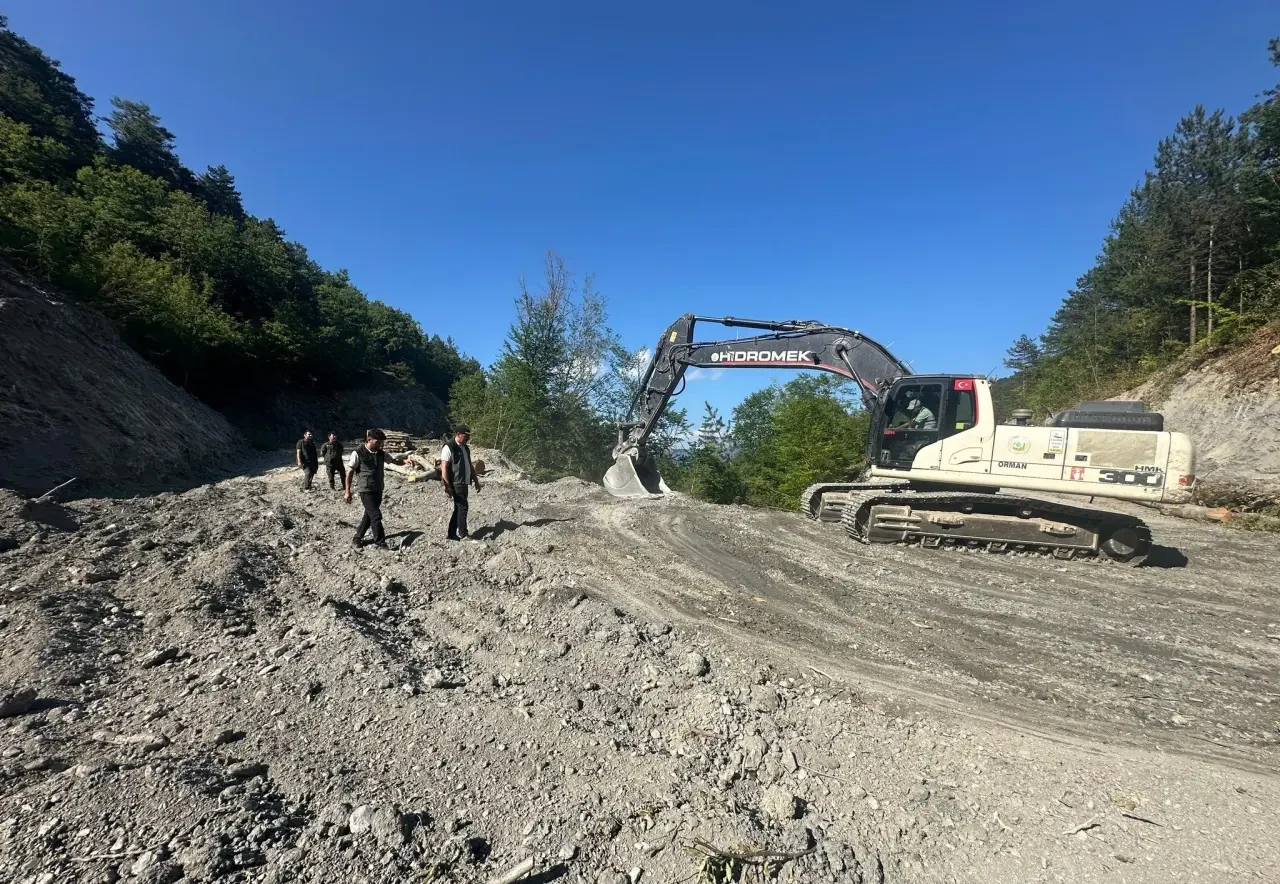 Amasya Ormanlarında Yol Seferberliği: Yeni Orman Yolu Tamamlandı, Hedef Daha Güçlü Bir Yeşil Vatan 1
