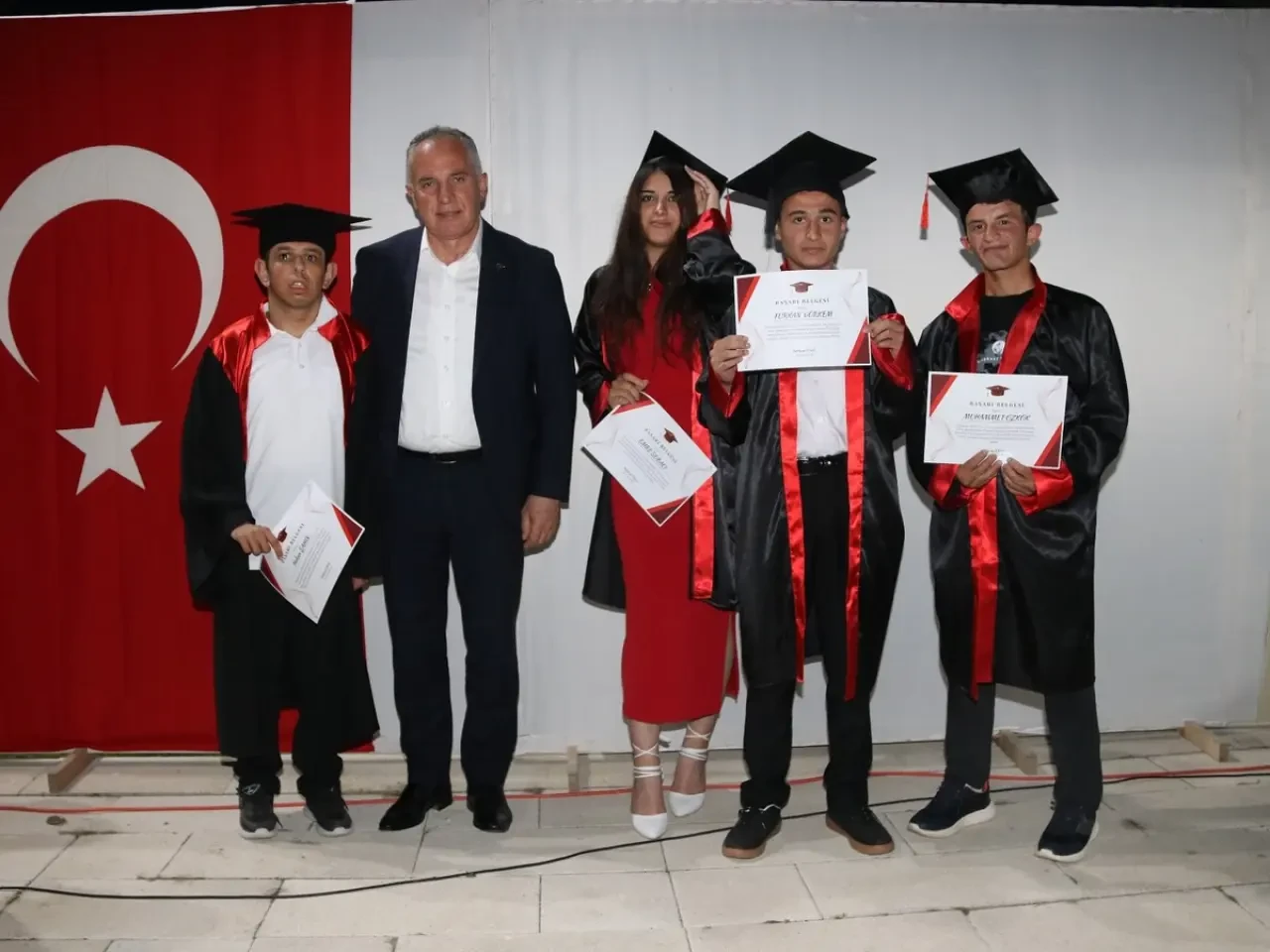 Taşova’da Mezuniyet ve Şed Kuşanma Coşkusu: Emek ve Gelenek Bir Arada 1