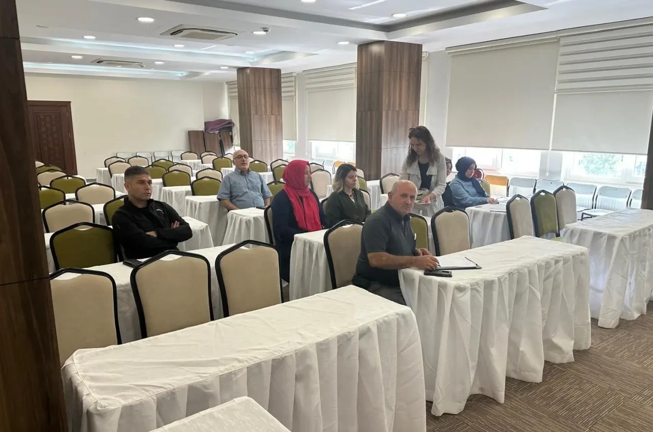 Amasya İl Özel İdaresi'nde “Bağımlılıkla Mücadele” Eğitimi Gerçekleştirildi 2