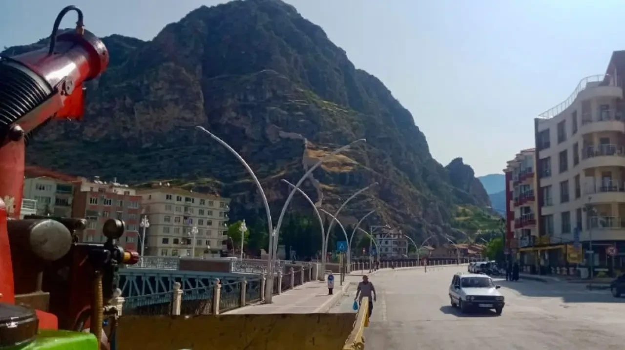Amasya Belediyesi'nden Sivrisinek ve Haşereyle Etkin Mücadele 2