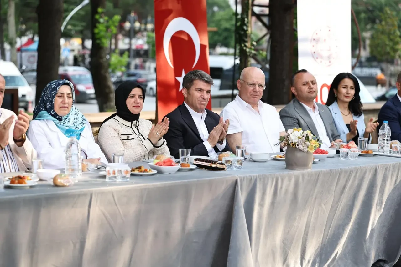 Amasya'da “Atatürk Onur Yemeği”ne Vali Önder Bakan’dan Anlamlı Katılım 2