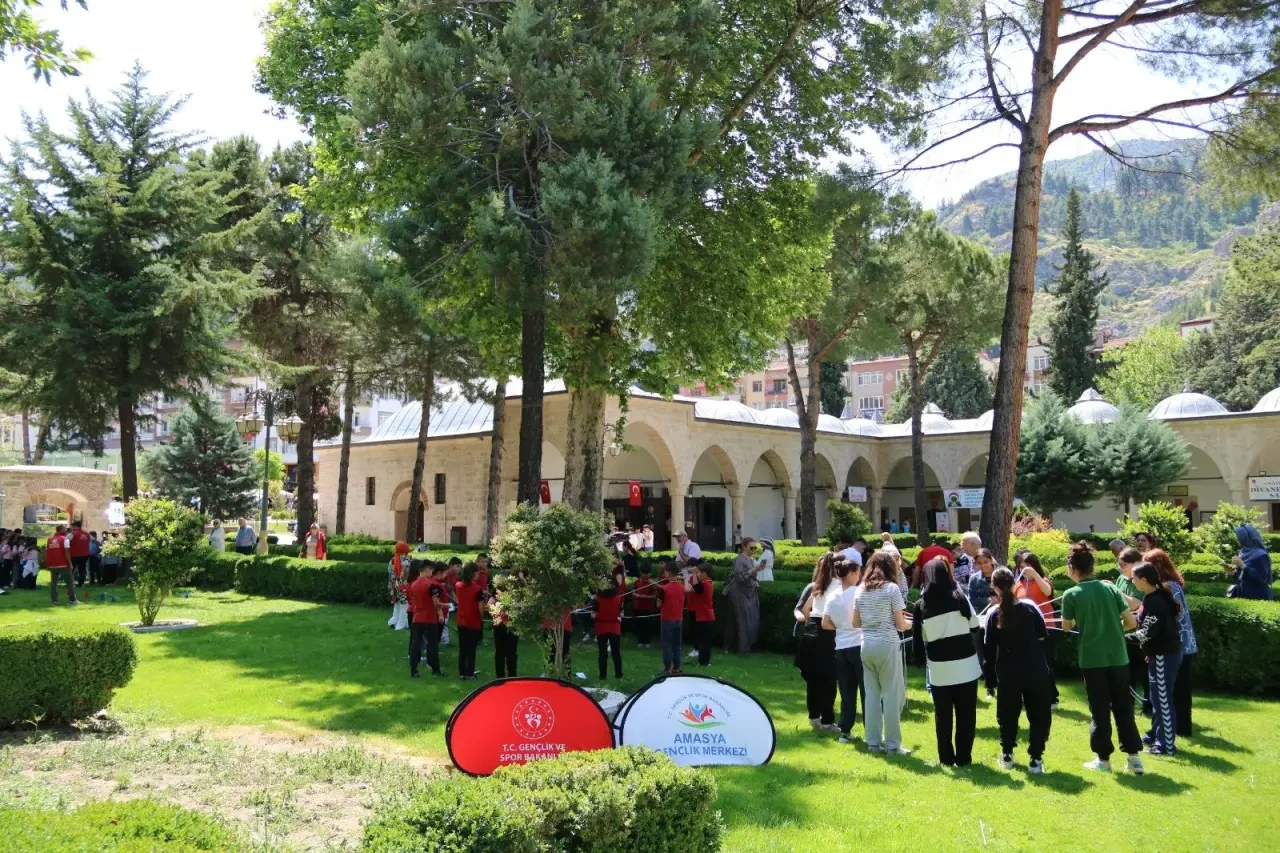 Amasya'da Gençler Tarih ve Değerlerle Buluştu 5