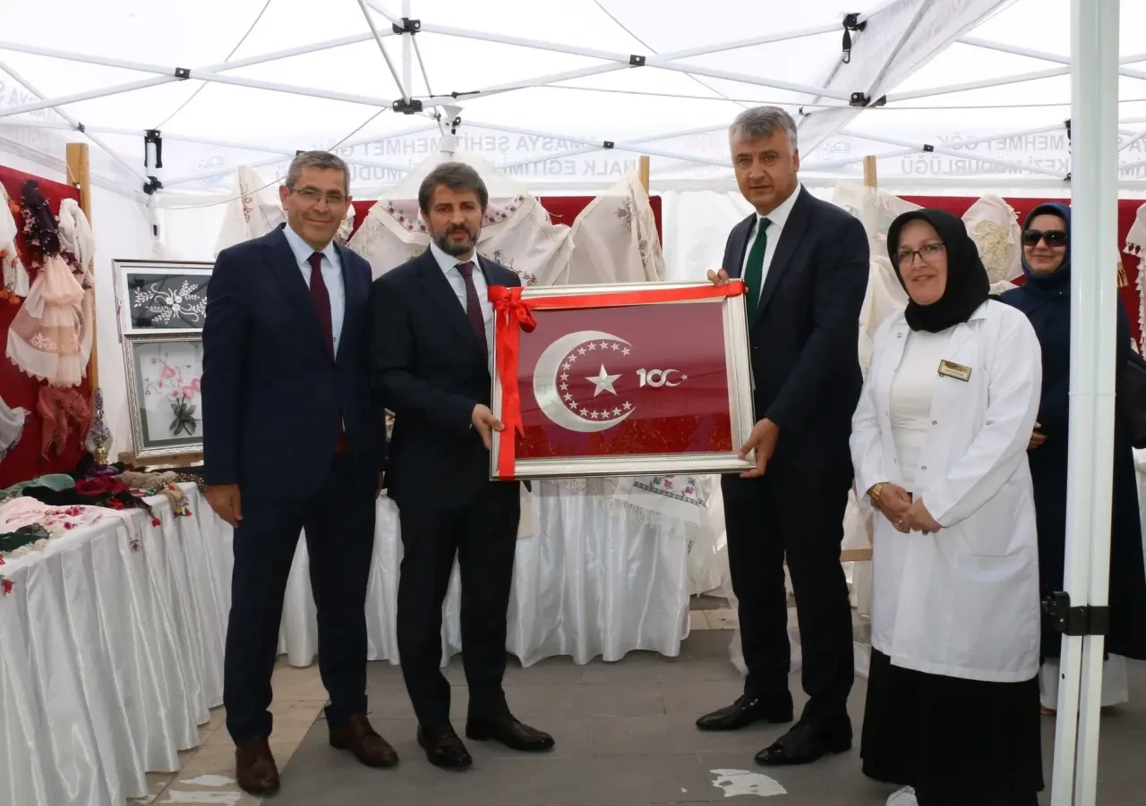 Hayat Boyu Öğrenme Genel Müdürü Cengiz Mete, Amasya’daki Halk Eğitim Sergilerini Ziyaret Etti 3