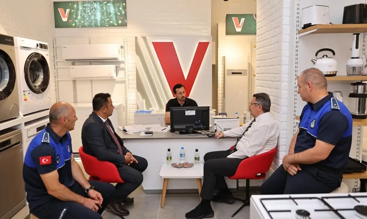 Başkan Alp Kargı: “Kaldırım İşgalleri Konusunda Taviz Vermeyeceğiz” 3