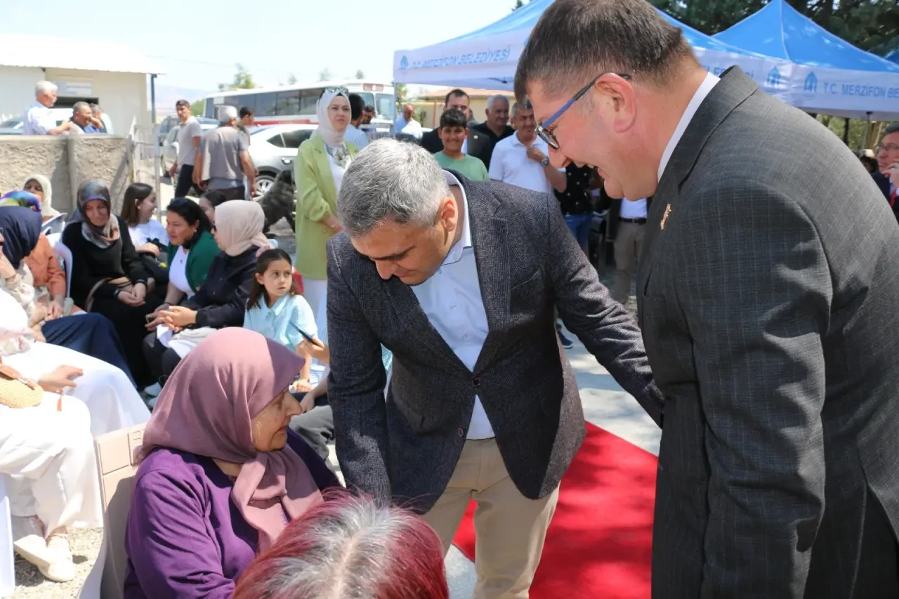 Merzifon Kaymakamı Karaaslan, Yakup Köyü Yılsonu Sergisi’ne Katıldı 4