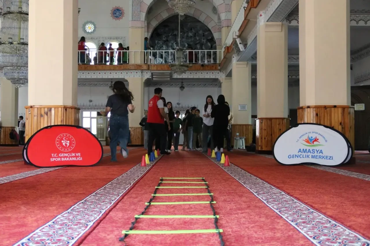 Gençlik Merkezi’nden Anlamlı Çıkartma: Öğrencilerle Çevre ve Değer Günü 5