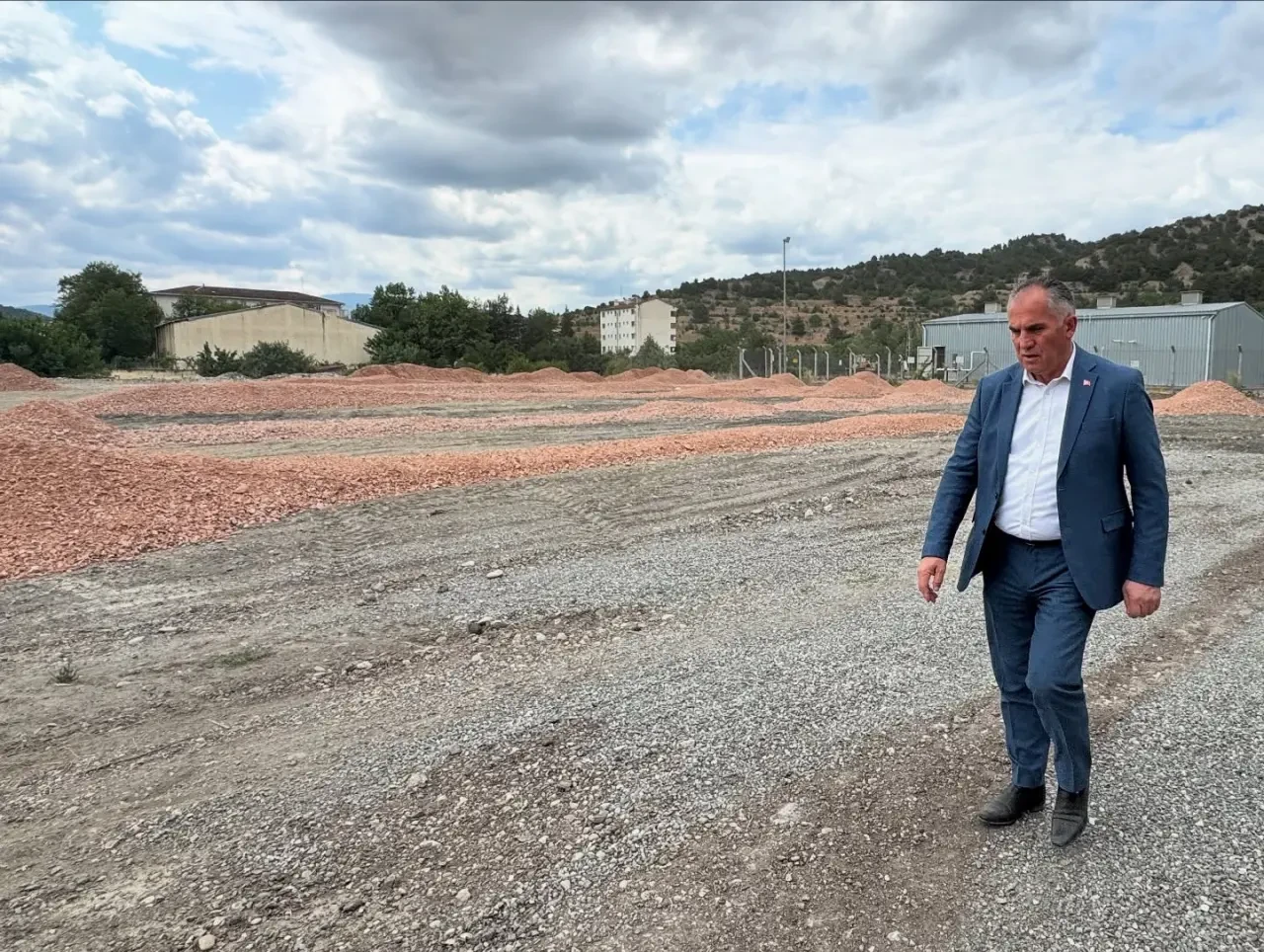 Taşova’da Trafik Rahatlıyor: Tır Parkı Projesi İçin Çalışmalar Başladı 1