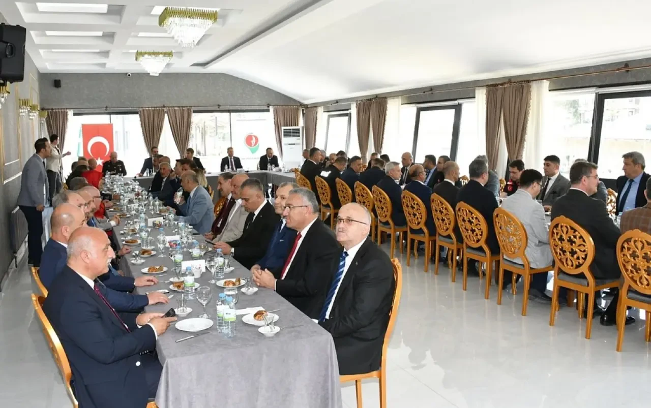 Amasya Protokolü Bayramlaşma Programında Buluştu 3