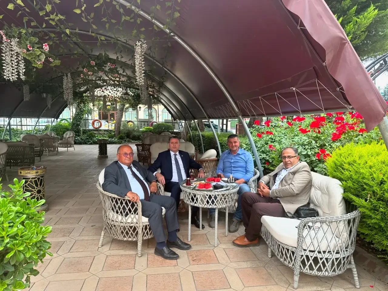 CHP’li Karagöz Amasya Merkezde Ziyaretlerine Devam Ediyor 1