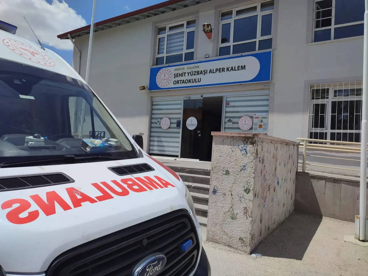 Suluova’da “Yaşama Yol Ver” Eğitimi: Ortaokul Öğrencileri 112’nin Hayati Önemini Öğrendi 3