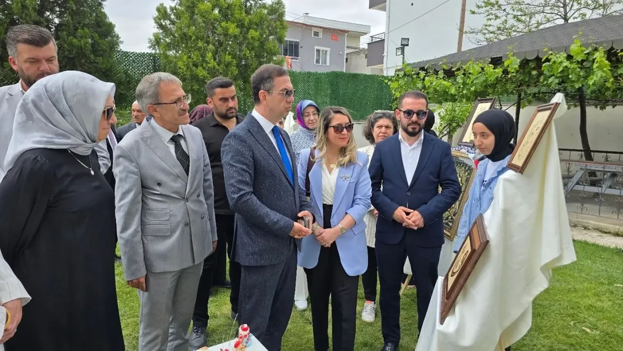 Suluova’da Genç Yeteneklerden El Sanatları Sergisi! 3