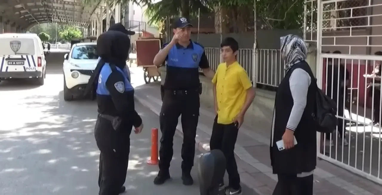 Otizmli Umut’un Tıraş Hayalini Polis Abileri Gerçekleştirdi 1