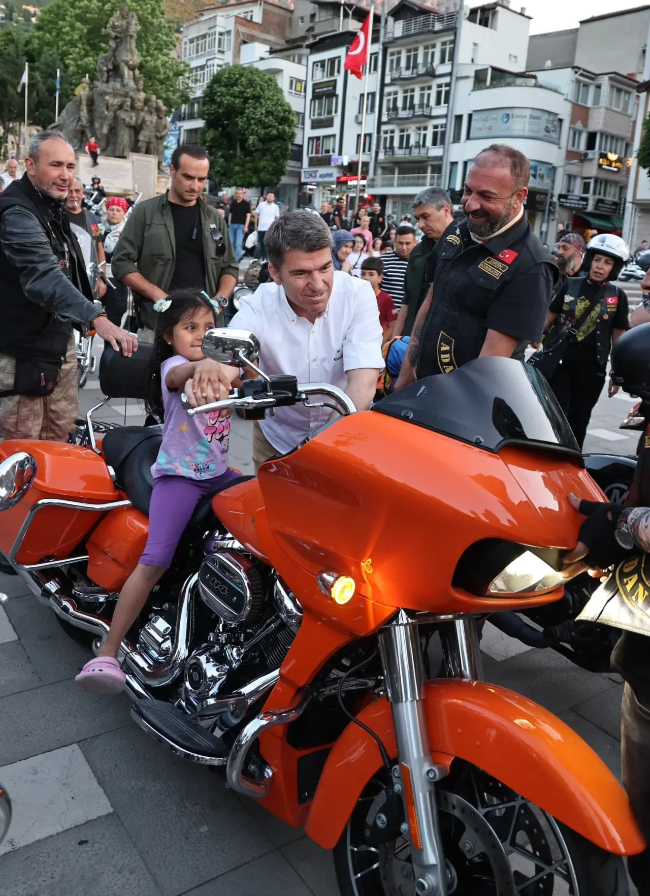 Amasya Valisi Önder Bakan, Turk Riders Chopper Club Ekibi ile Buluştu 1