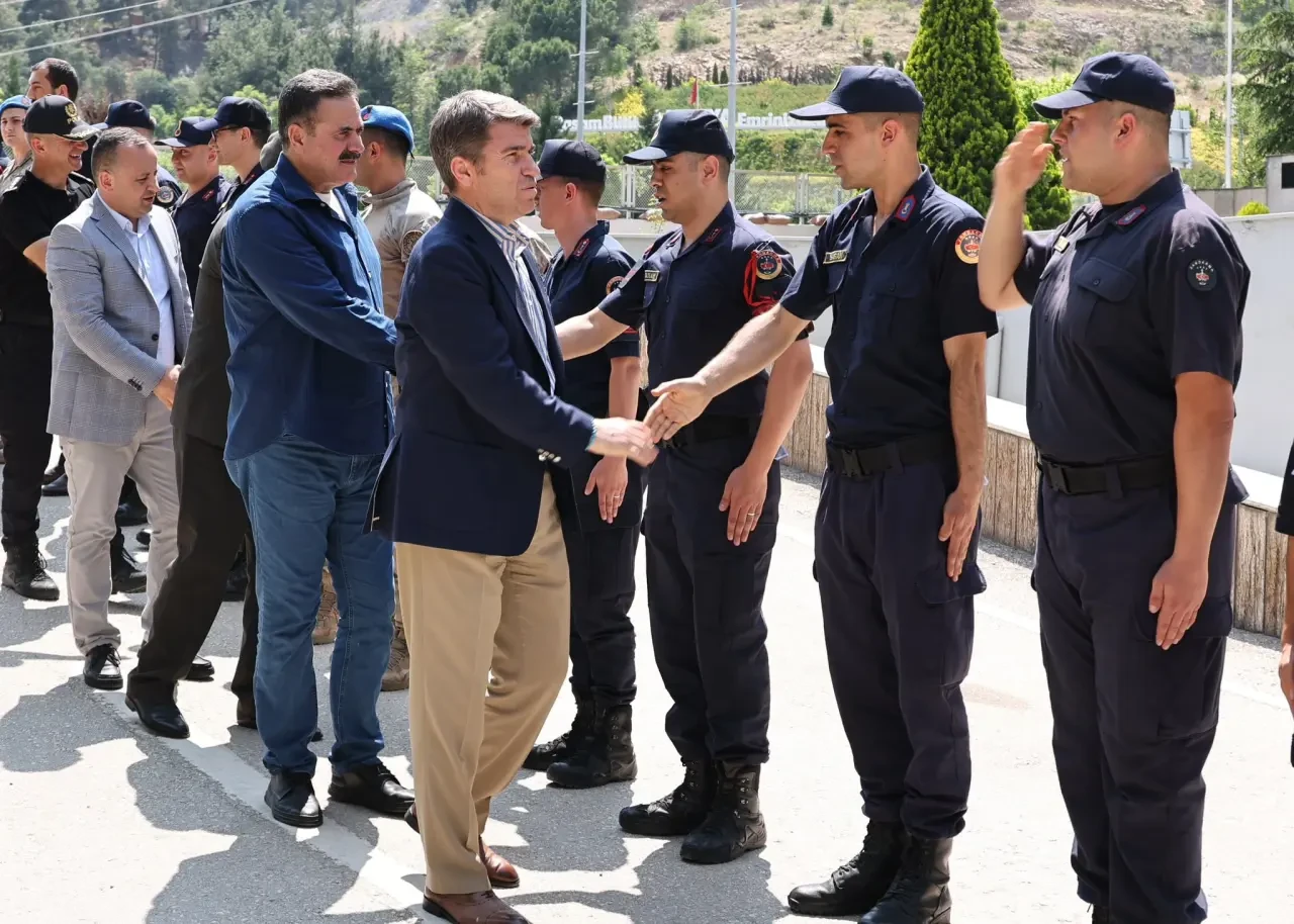 Amasya Protokolünden Bayramda Görev Başındaki Güvenlik Güçlerine Ziyaret 3