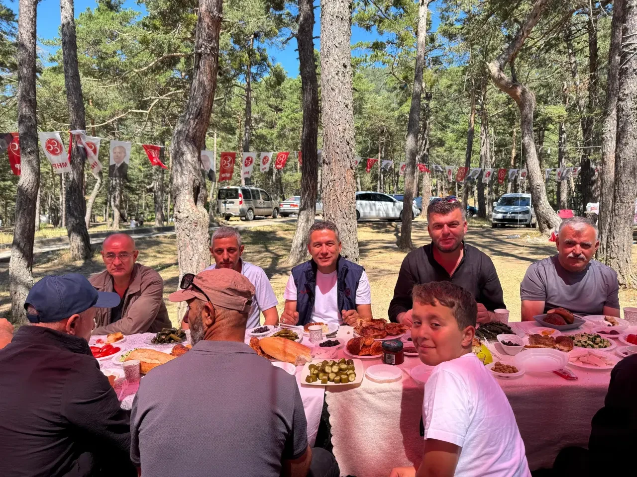 MHP Amasya Teşkilatı Borabay Gölü’nde Geleneksel İl Pikniğinde Buluştu 2