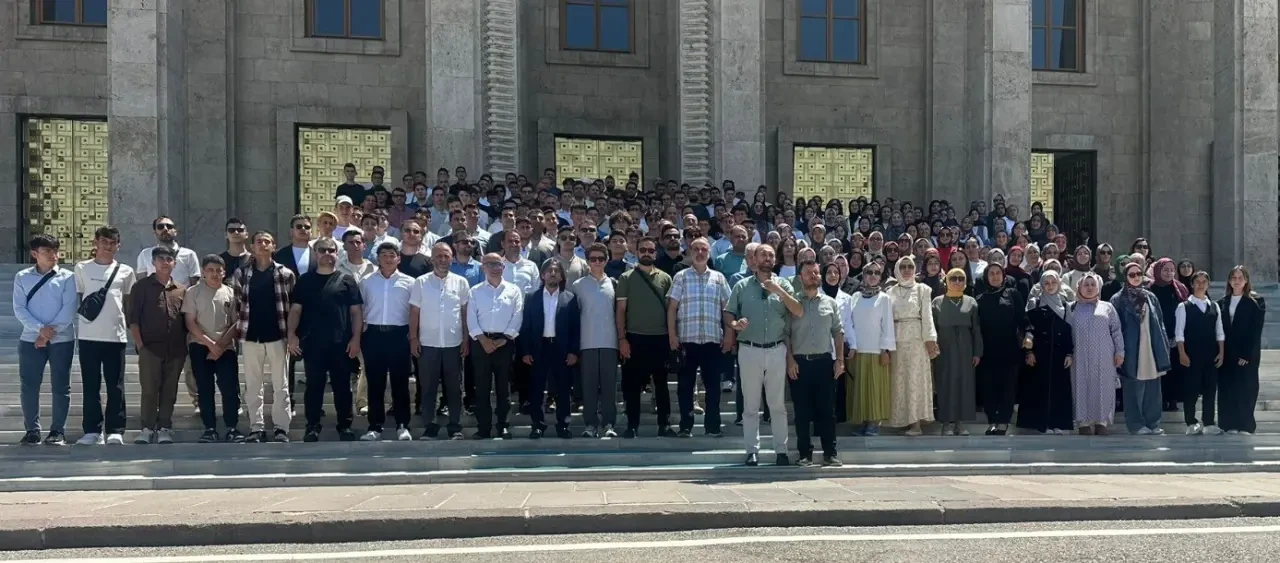 81 İlden Gençler Değerler İçin Ankara’da: ÇEDES İl Temsilcileri Buluşması Unutulmaz Anlara Sahne Oldu 3