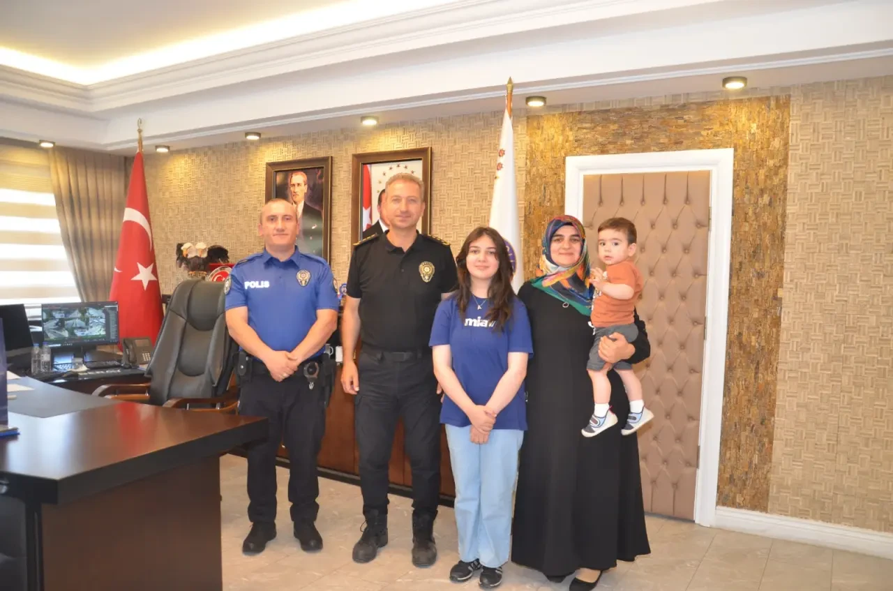 Amasya Emniyet Teşkilatı'na Büyük Gurur: Ayşenur Demir Türkiye Birincisi 2