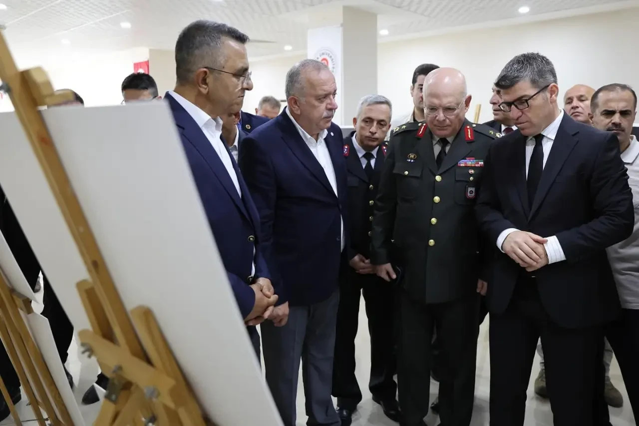Vali Önder Bakan, 15 Temmuz Paneli ve Fotoğraf Sergisi Açılışına Katıldı 3