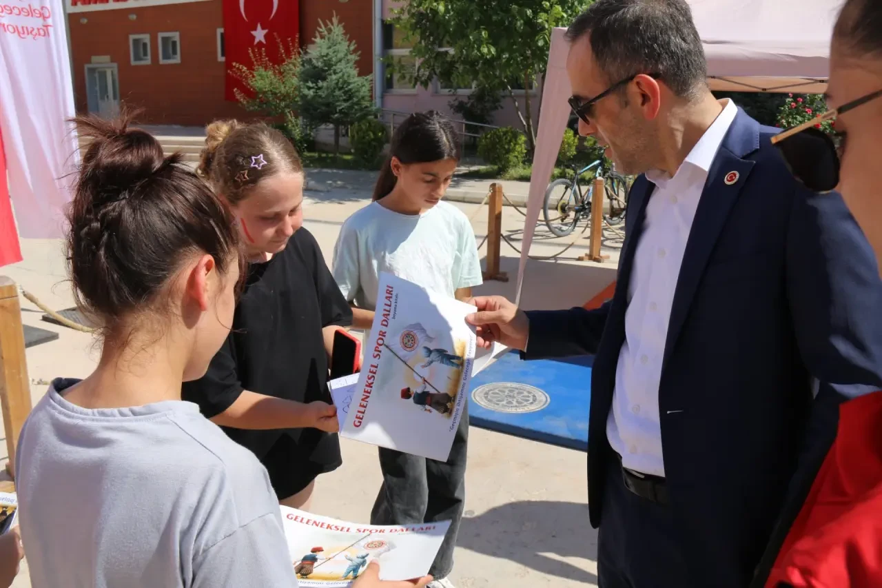 Amasya’da Oyun Tırı Coşkusu! 5